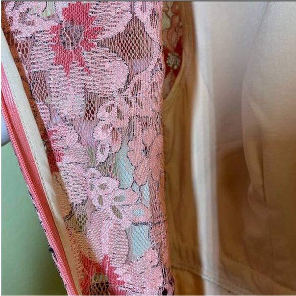 Foxiedox Sadie Dress Lace Midi Short Sleeve Floral 2 Pink Burgundy - Picture 10 of 12